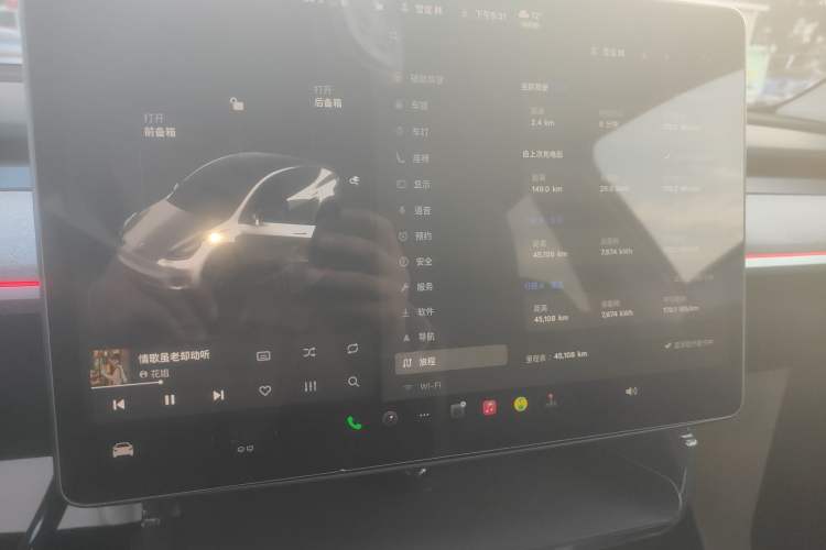 Used Tesla Model Y 2023 Rear-Wheel-Drive Version
