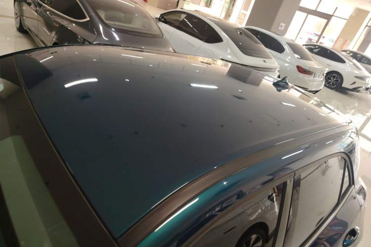 Used ORA Good Cat 2023 401 km Standard Range Luxury Version Lithium Iron Phosphate