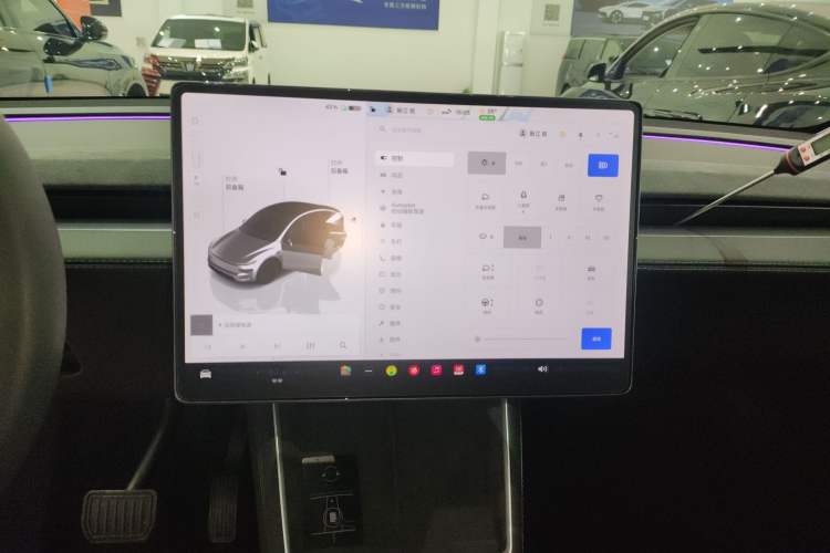 Used Tesla Model Y 2025 Rear-Wheel Drive First Edition