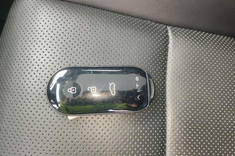 Used Hima AITO M5 2022 Extended-Range Four-Wheel Drive Performance Version
