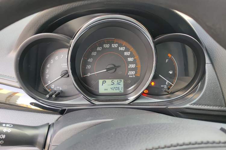 Used Toyota YARiS L 2021 X-Trail 1.5L CVT Luxury Edition