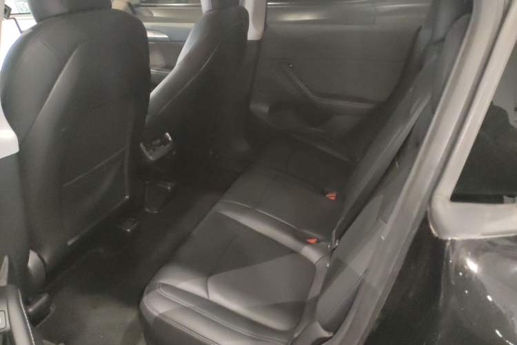 Used Tesla Model Y 2022 Rear-Wheel-Drive Version