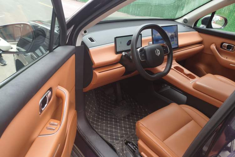 Used Leapmotor C16 2024 Range-Extended 200 LiDAR Edition
