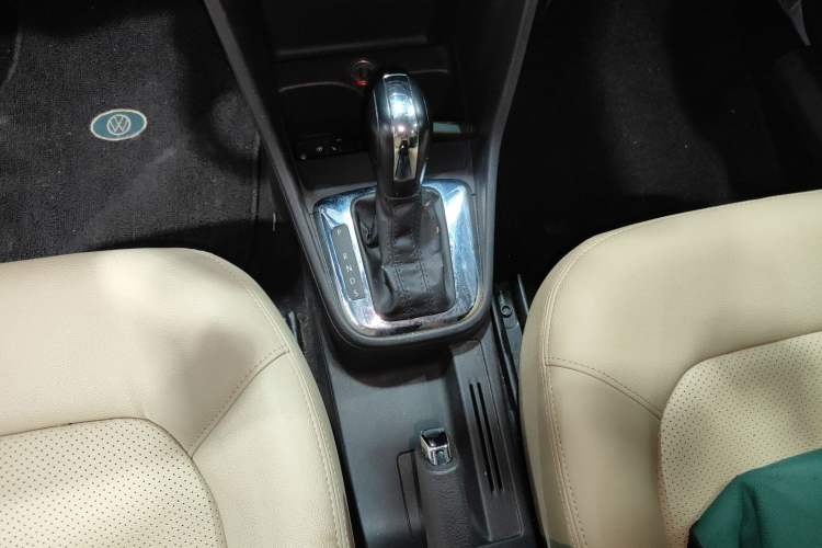 Used Volkswagen Jetta 2015 Value Edition 1.6L Automatic Comfort Version
