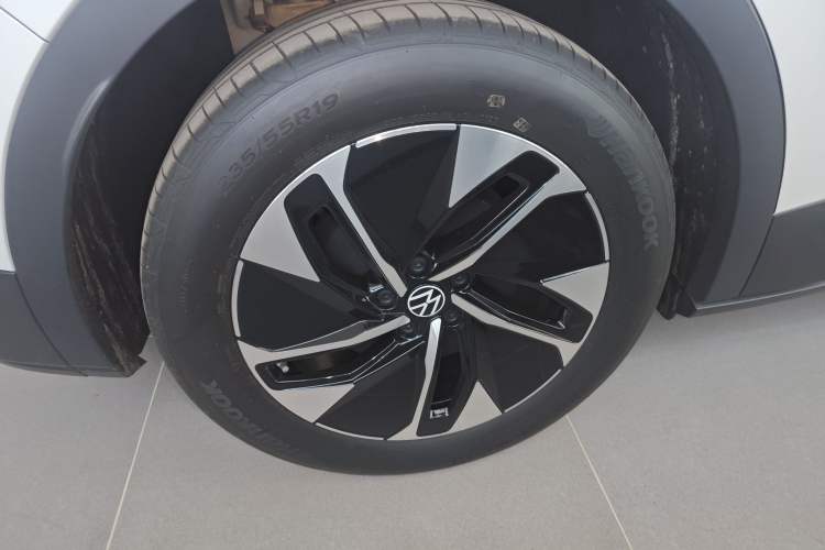 Used Volkswagen ID.4 CROZZ 2025 Pure Edition
