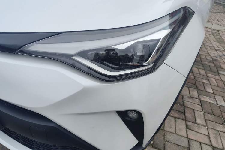 Used Toyota C-HR 2021 2.0L Luxury Edition
