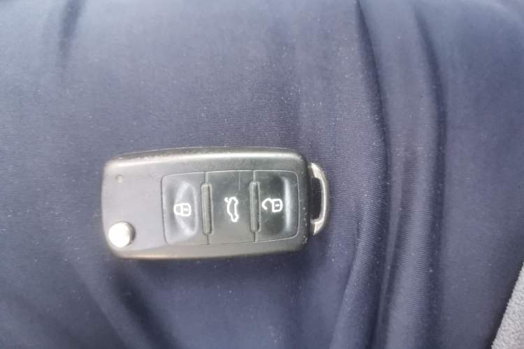 Used Skoda Fabia 2015 1.6L Automatic Sport Edition
