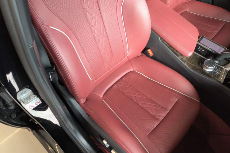 Used BMW 5 Series 2022 Second Facelift 525Li M Sport Package