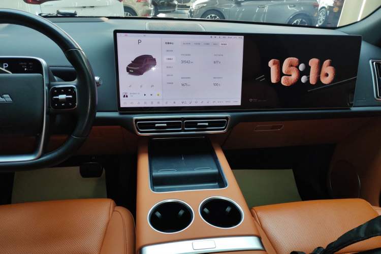 Used Li Auto L8 2023 Pro Model