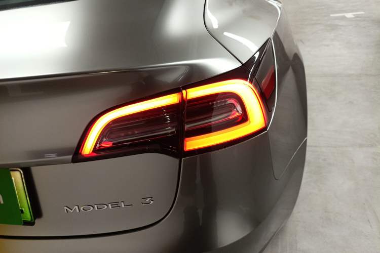 Used Tesla Model 3 2021 Standard Range Rear-Drive Upgraded Version
