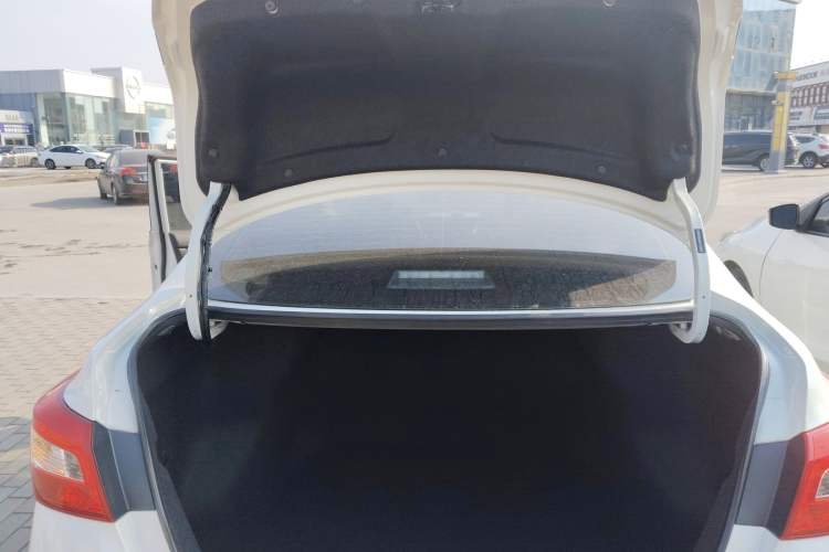 Used Nissan Sylphy 2024 Facelifted Three Classic 1.6XE CVT Comfort Edition
