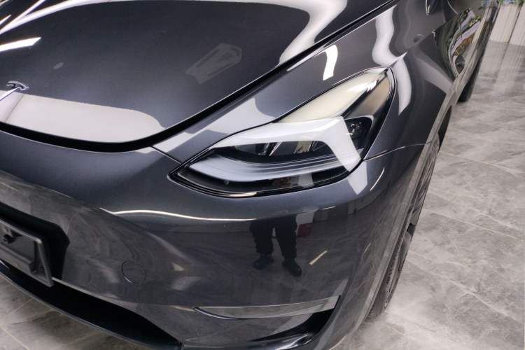 Used Tesla Model Y 2024 Long-Range All-Wheel-Drive Version
