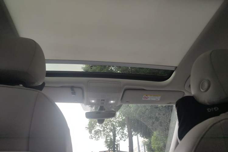 Used Volkswagen Touran 2018 Volkswagen Touran L 280TSI DSG Comfort Edition 7-seater
