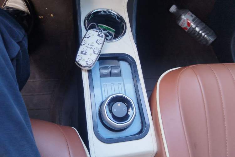 Used Geely Galaxy Panda 2023 Panda Mini 200km Endurance Bear
