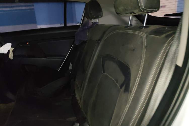 Used Kia Sportage R 2014 2.0L Automatic Two-Wheel Drive GLS Trim
