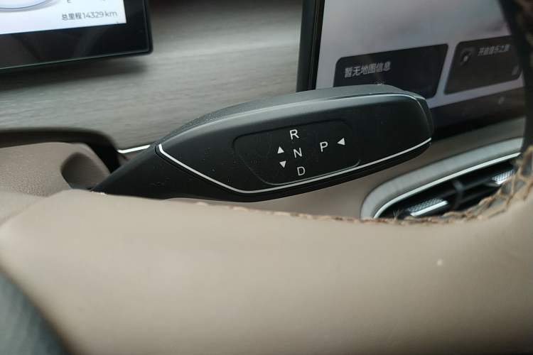 Used Chery Fengyun T8 2025 1.5T 130km Deluxe Version 5 Seats