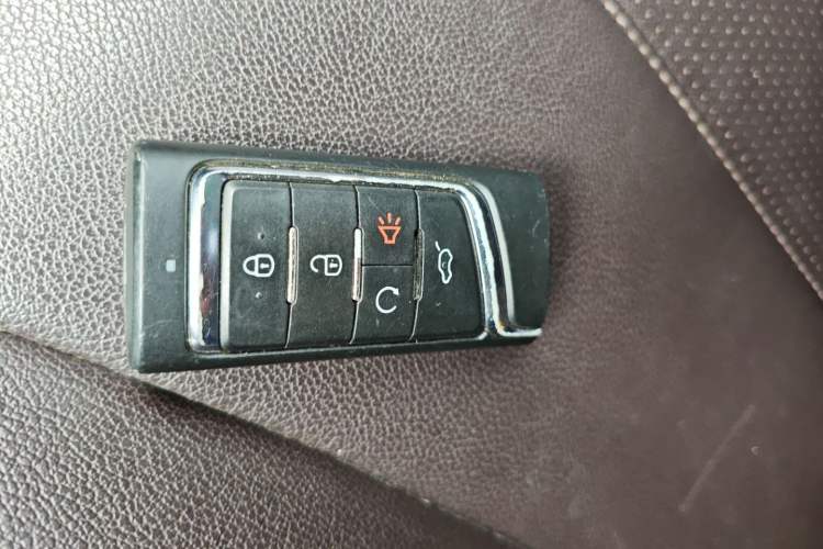 Used GAC Trumpchi M6 2019 270T DCT Luxury Edition (6-seater) China VI
