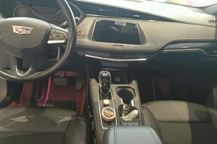 Used Cadillac XT4 2021 28T Two-Wheel Drive Tech Edition
