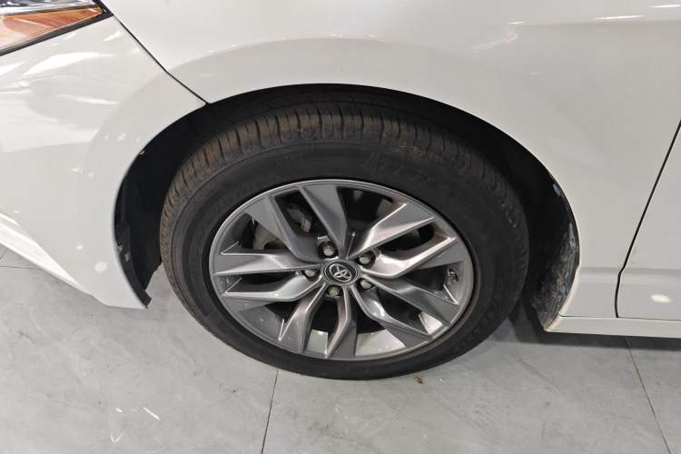 Used Toyota Avalon 2019 2.0L Ambition Edition China VI
