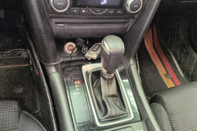 Used Mazda Mazda 3 Axela 2017 Sedan 1.5L Automatic Luxury Model Emission Standard China V
