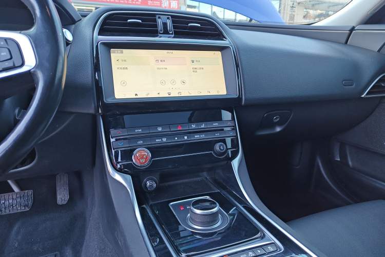 Used Jaguar XEL 2019 2.0T 200 PS Deluxe Edition
