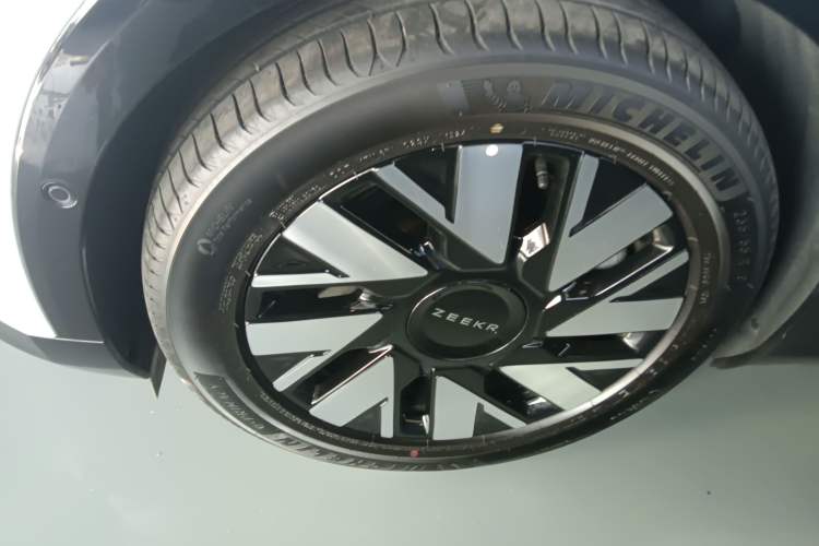 Used Zeekr MIX 2025 Long-Range Intelligent Driving Edition