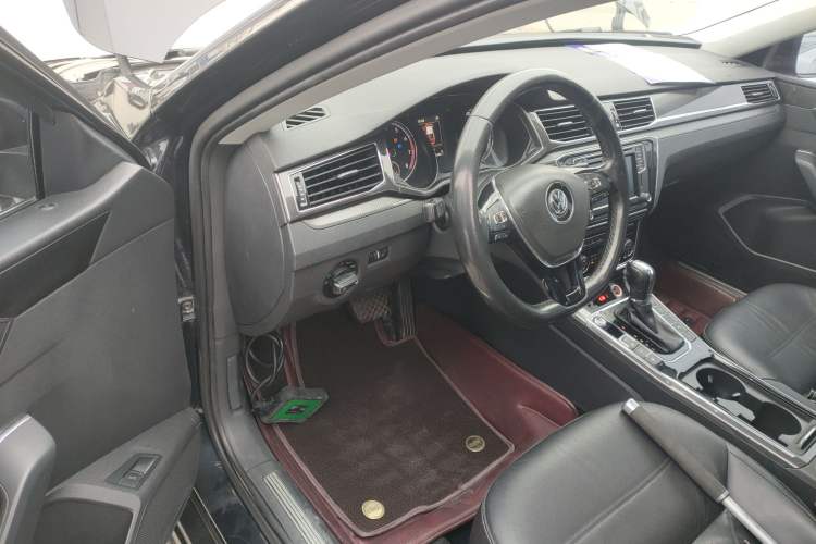 Used Volkswagen Passat 2016 330TSI DSG Prestige Edition
