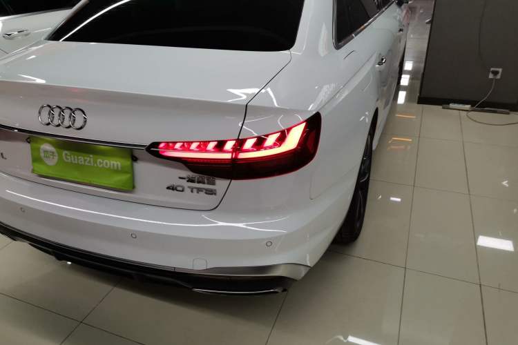 Used Audi A4L 2022 40 TFSI Fashion Dynamic Model
