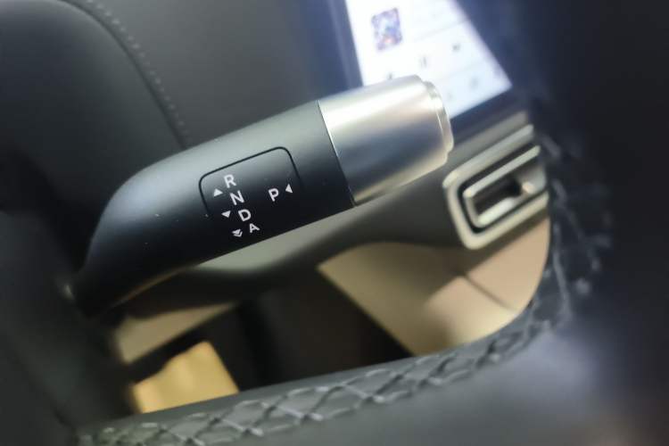 Used Li Auto L9 2022 Max model