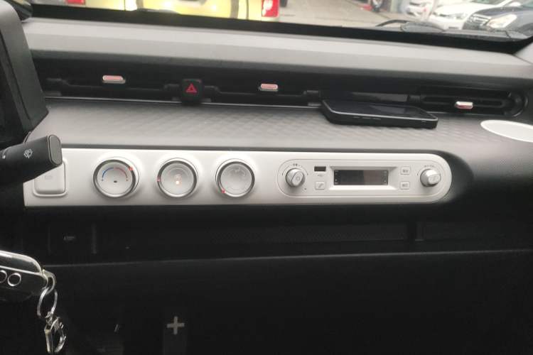 Used Wuling Hongguang MINIEV 2022 GAMEBOY 200km Gaming Edition with Lithium Iron Phosphate
