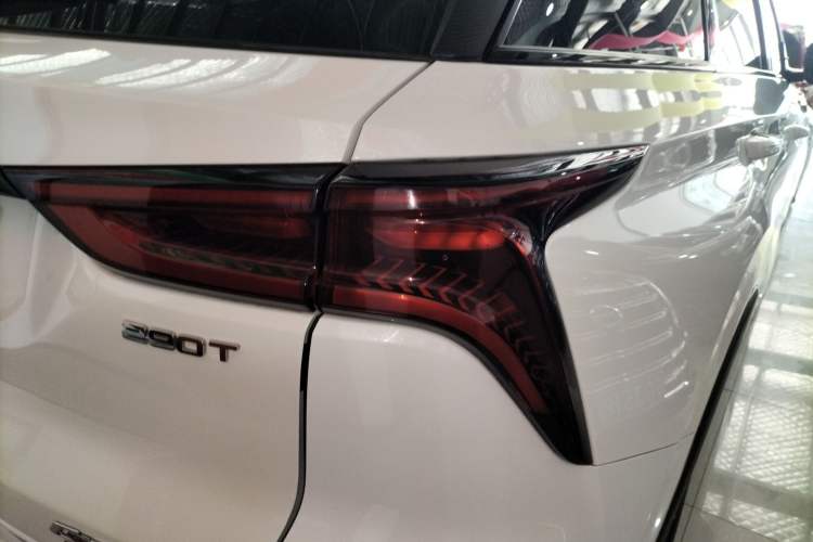 Used Changan CS75 PLUS 2021 1.5T Automatic Luxury Version