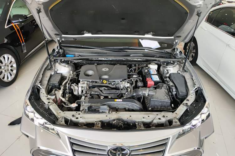 Used Toyota Avalon 2019 2.0L Luxury Edition China VI Standard
