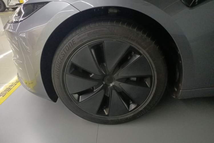 Used Tesla Model 3 2025 Rear-Wheel-Drive Version
