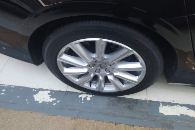 Used Volvo S90 2020 Facelift T5 Smart & Luxurious Edition