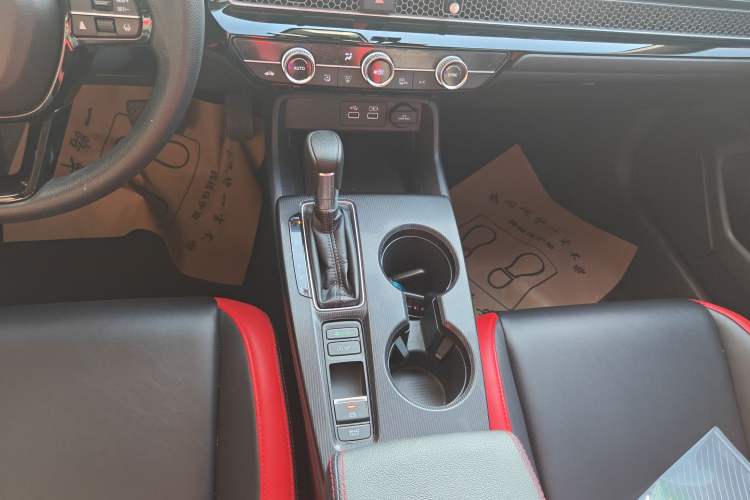 Used Honda Civic 2022 240TURBO CVT Dynamic Edition
