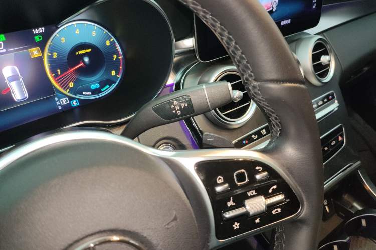 Used Mercedes-Benz C-Class 2020 Facelifted C 260 Estate
