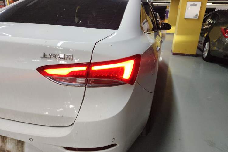 Used Buick GT 2019 18T Automatic Connected Elite Model China VI Standard
