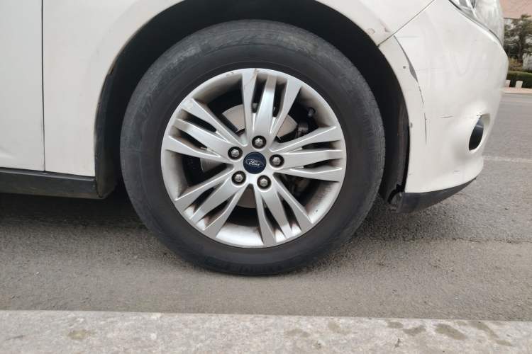 Used Ford Focus 2012 Hatchback 1.6L Manual Comfort Model