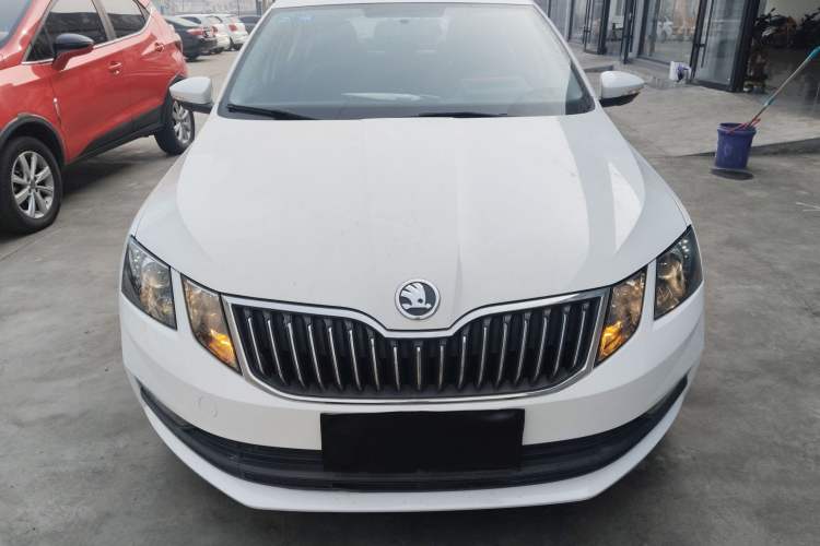 Used Skoda Octavia 2019 1.5L Manual SmartDrive Comfort Edition China V Standard
