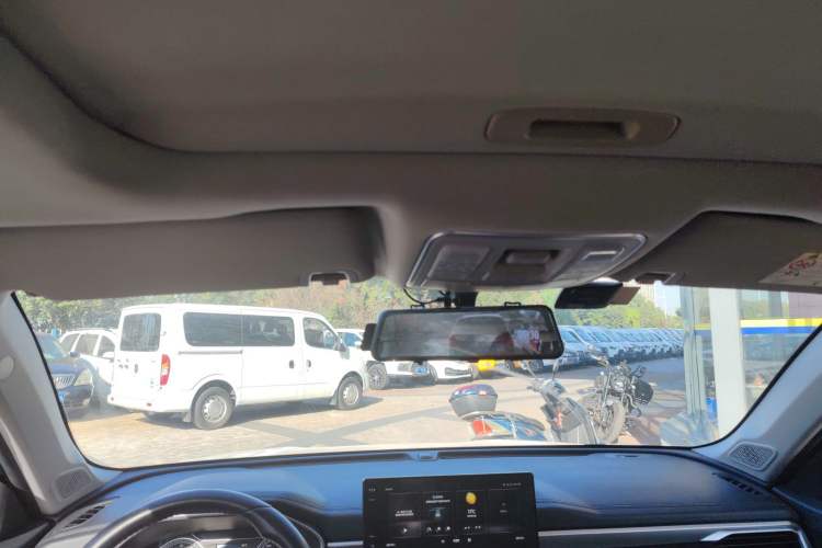 Used Geely Auto Vision X6 2020 1.4T CVT Luxury Edition
