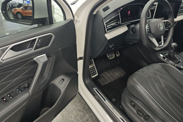 Used Volkswagen Tiguan L 2022 330TSI Automatic Two-Wheel Drive R-Line Enhanced Edition