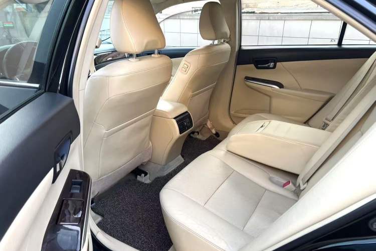 Used Toyota Camry 2015 2.0G Premier Edition