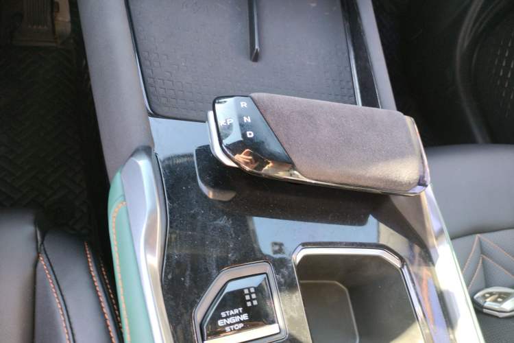 Used Changan UNI-T 2023 2nd Generation 1.5T Sport Edition Prestige Version