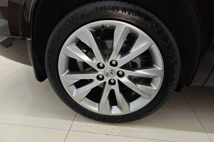 Used Buick Envision 2023 Encore Plus Avenir Aivia 5-Seater Edition
