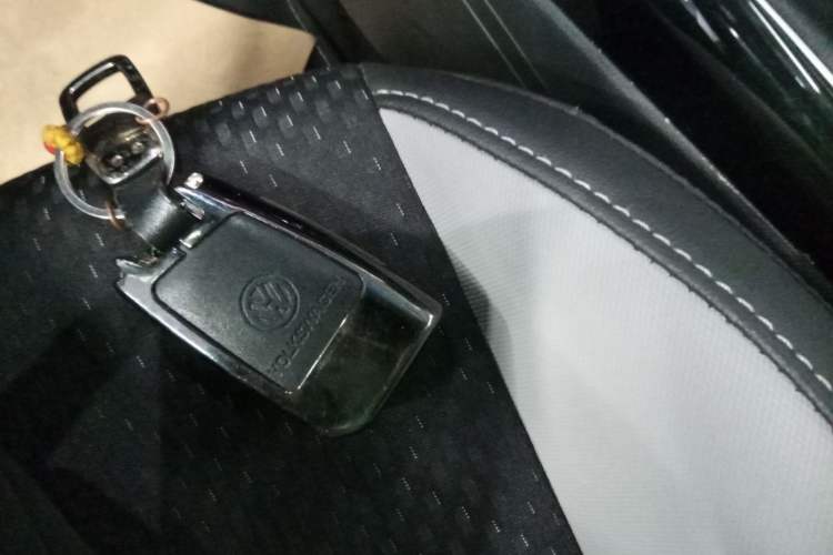 Used Volkswagen Tacqua 2021 280TSI DSG R-Line Smart Connectivity Version