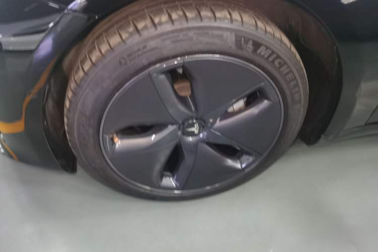 Used Tesla Model 3 2019 Standard Range Rear-Drive Upgraded Version
