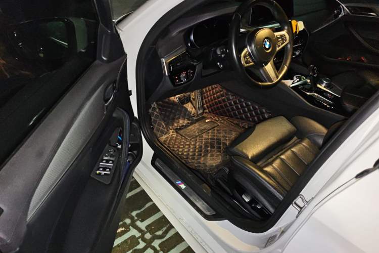 Used BMW 5 Series 2018 525i M Sport Package
