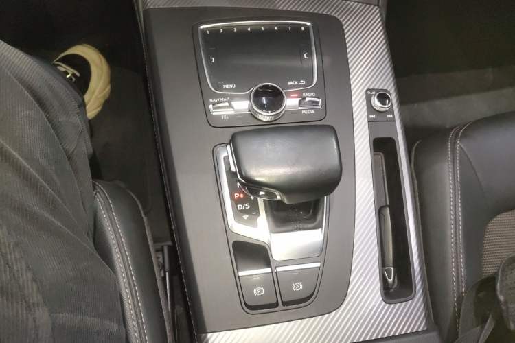 Used Audi Q5L 2018 45 TFSI Prestige Fashion Edition China V Emission Standard