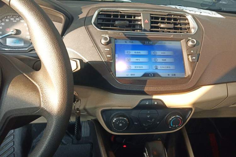 Used Ford Escort 2015 1.5L Automatic Comfort Model
