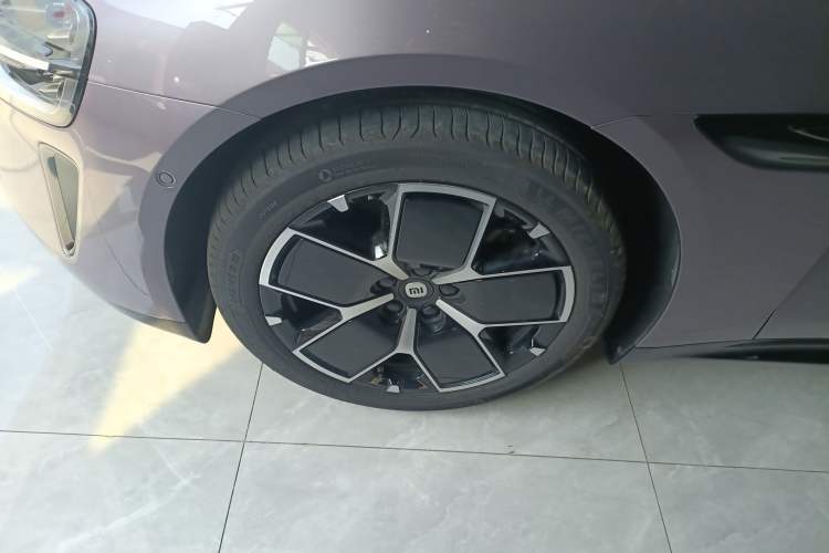 Used  SU7 2024 Rear-Drive Long-Range Intelligent Driving Version
